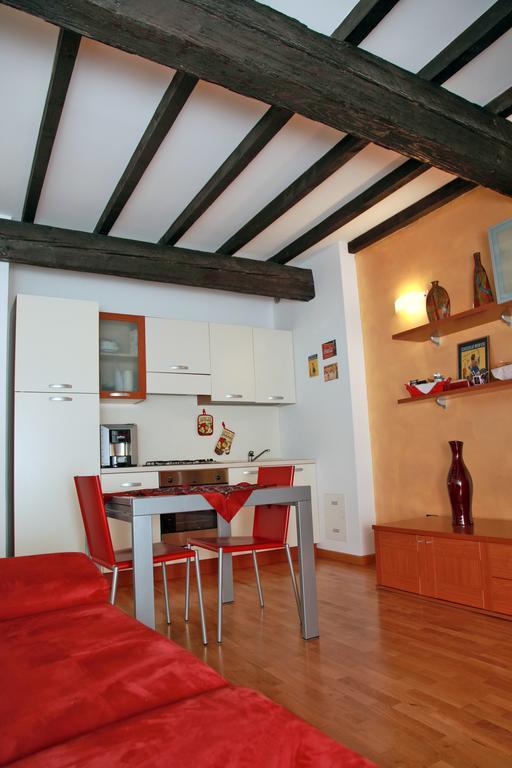 Il Sipario Bed and Breakfast Φεράρα Δωμάτιο φωτογραφία